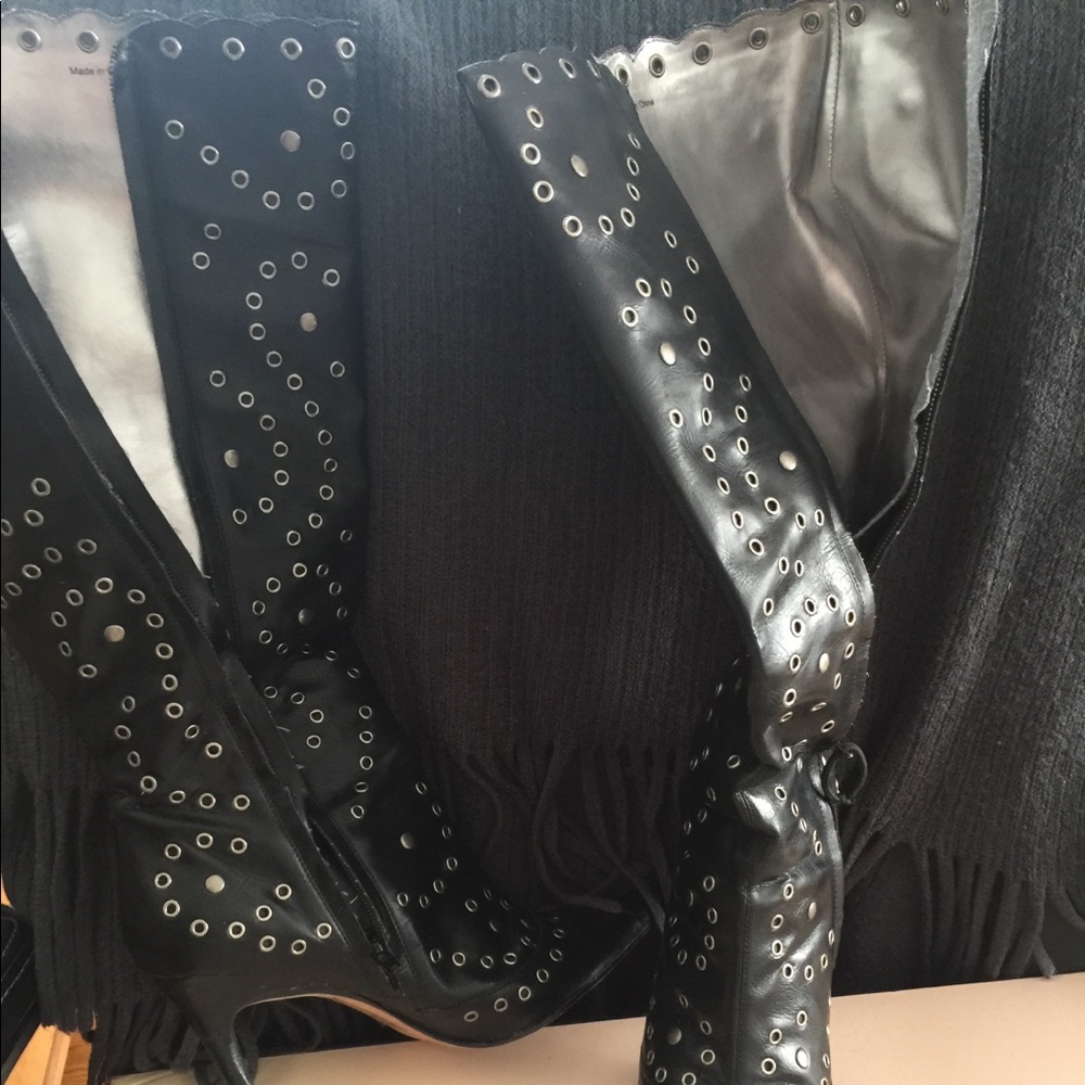 JLO boots - Picture 2 of 3